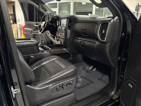 Used 2020 GMC Sierra 2500 Denali w/ Denali Ultimate Package AWD/4WD image 36