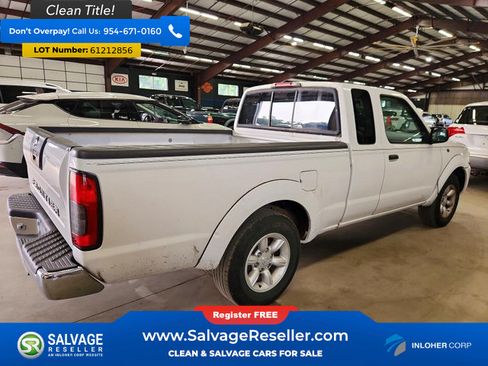 Used 2004 Nissan Frontier XE w/ (VTP) Value Truck Pkg RWD image 4