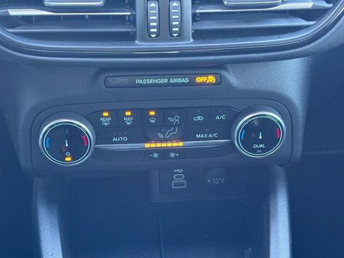 Used 2024 Ford Escape ST-Line w/ Equipment Group 301A image 25