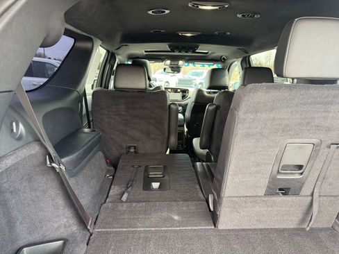 Used 2022 Dodge Durango R/T image 35