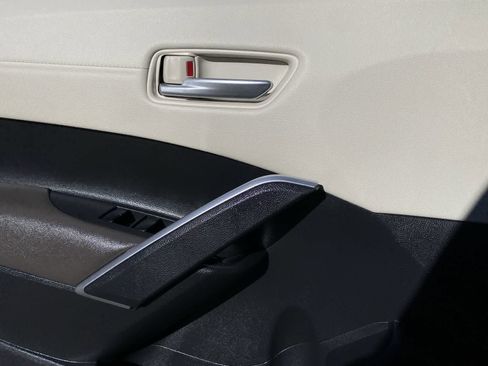 Certified 2023 Toyota Corolla Cross XLE image 22