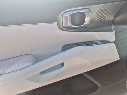 New 2026 Kia Sorento S AWD/4WD image 6