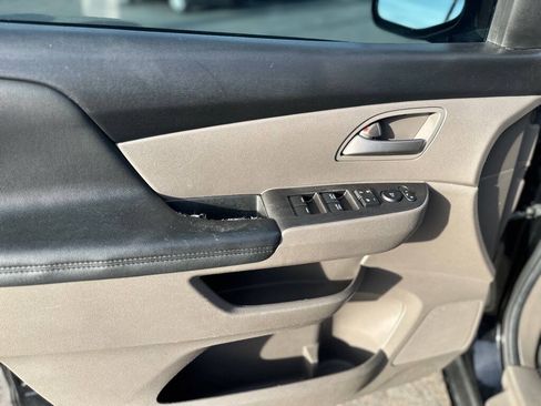 Used 2012 Honda Odyssey EX-L image 11