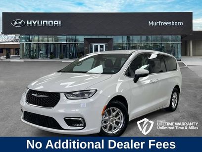 Used 2023 Chrysler Pacifica Touring-L