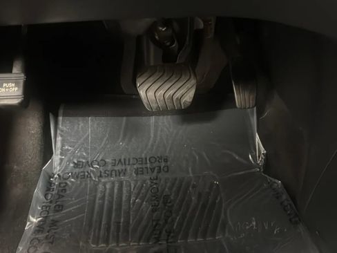 Used 2017 Nissan Rogue S FWD image 25