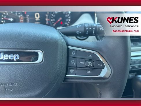 Used 2025 Jeep Compass Limited AWD/4WD image 21