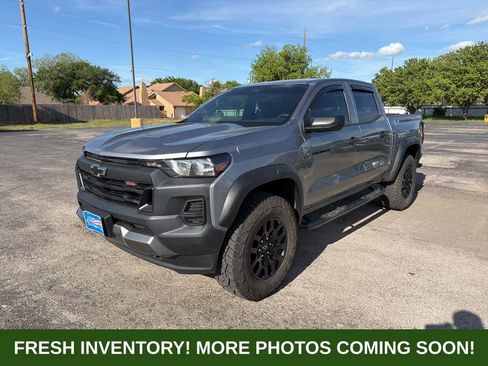 Used 2024 Chevrolet Colorado Trail Boss w/ Advanced Trailering Package image 3