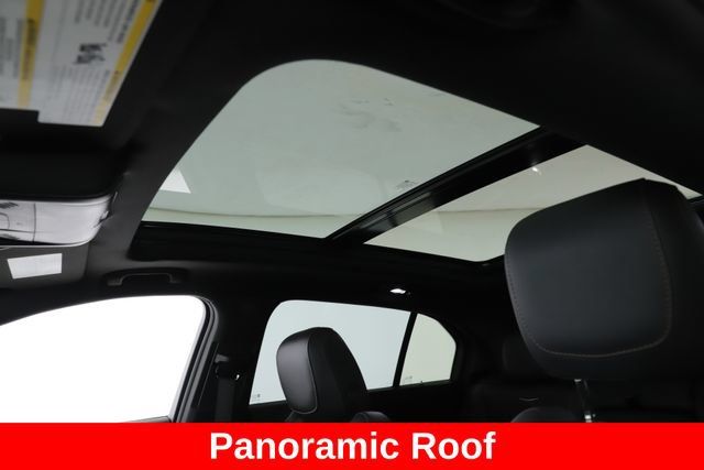 Used 2022 Cadillac XT4 Sport AWD/4WD image 18