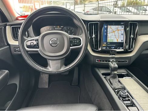 Used 2020 Volvo XC60 T6 Inscription AWD/4WD image 7