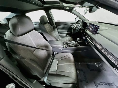 Used 2024 Honda Accord Sport image 25