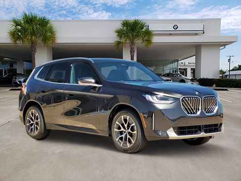 Certified 2025 BMW X3 xDrive30i w/ Convenience Package image 3