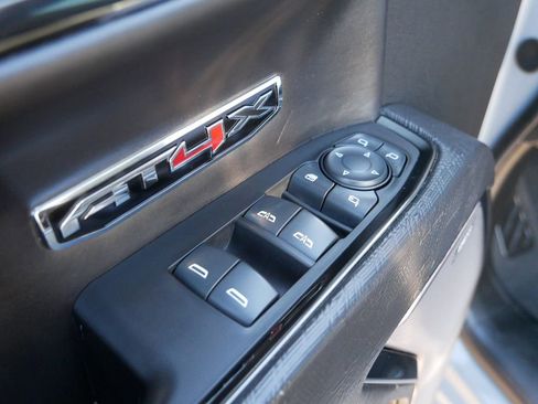 Used 2024 GMC Sierra 1500 AT4X image 16