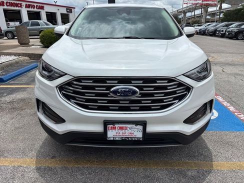 Used 2021 Ford Edge SEL w/ Convenience Package FWD image 2