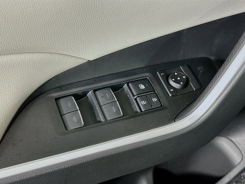 Used 2025 Toyota RAV4 XLE w/ Convenience Package image 15