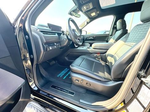 Used 2026 GMC Sierra EV Denali AWD/4WD image 10