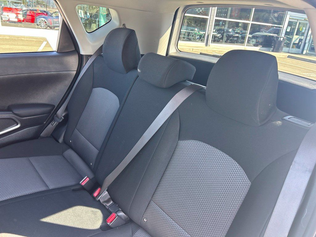 Used 2021 Kia Soul LX FWD image 12