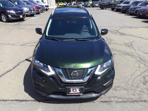 Used 2020 Nissan Rogue SV AWD/4WD image 5