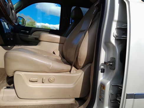 Used 2012 GMC Yukon Denali AWD/4WD image 13