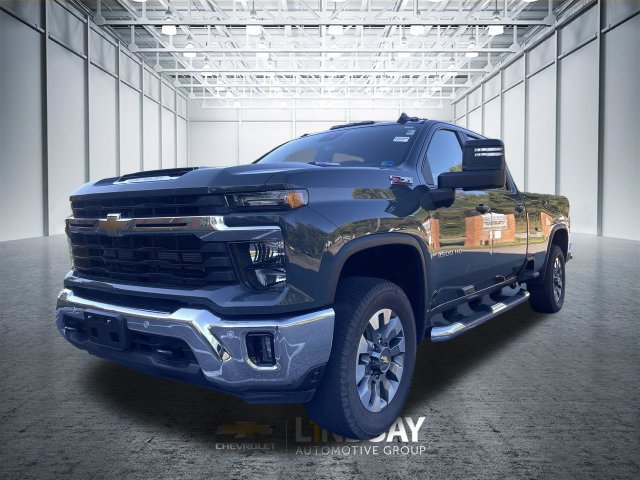 Certified 2025 Chevrolet Silverado 3500 LT w/ All Star Edition AWD/4WD image 4