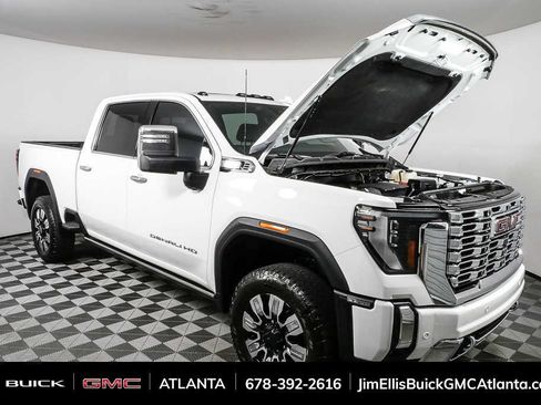 Used 2025 GMC Sierra 2500 Denali w/ Denali Reserve Package AWD/4WD image 32