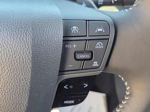 Used 2026 Toyota Camry SE w/ Convenience Package FWD image 22