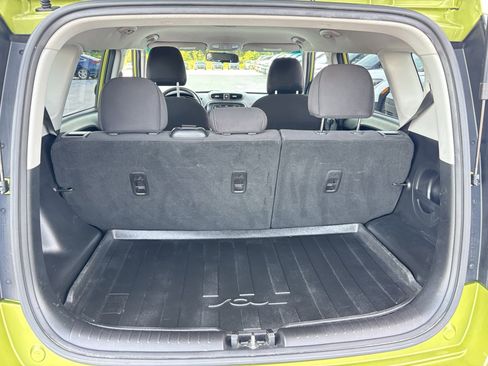 Used 2019 Kia Soul image 18