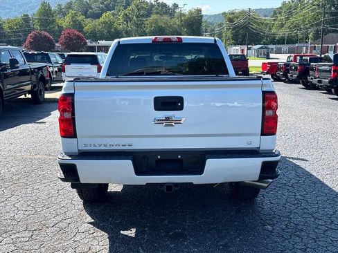 Used 2018 Chevrolet Silverado 1500 LT w/ All Star Edition AWD/4WD image 6