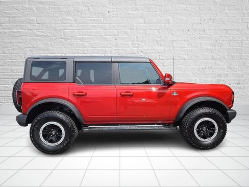Used 2023 Ford Bronco Outer Banks w/ Sasquatch Package AWD/4WD image 7