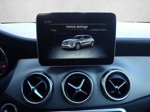 Used 2020 Mercedes-Benz GLA 250 4MATIC image 18