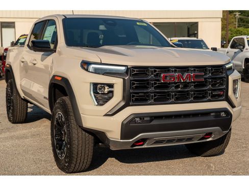 New 2026 GMC Canyon AT4 w/ Technology Plus Package AWD/4WD image 35