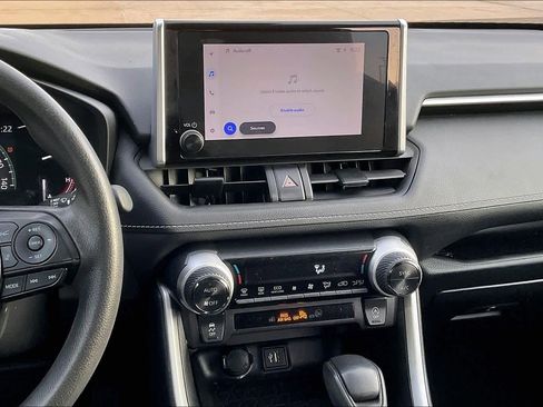 Used 2024 Toyota RAV4 XLE image 7