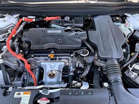 Used 2020 Honda Accord Hybrid image 31