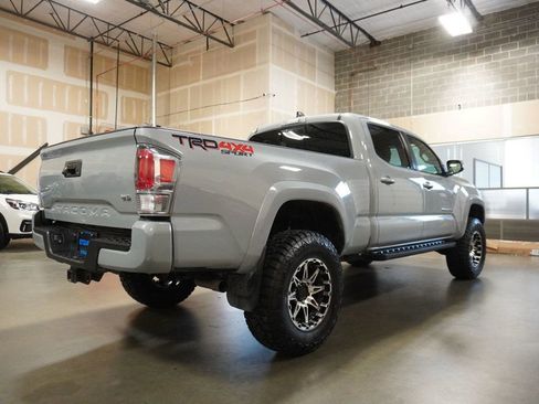 Used 2021 Toyota Tacoma 4x4 Double Cab w/ Tacoma SR5 Package image 4