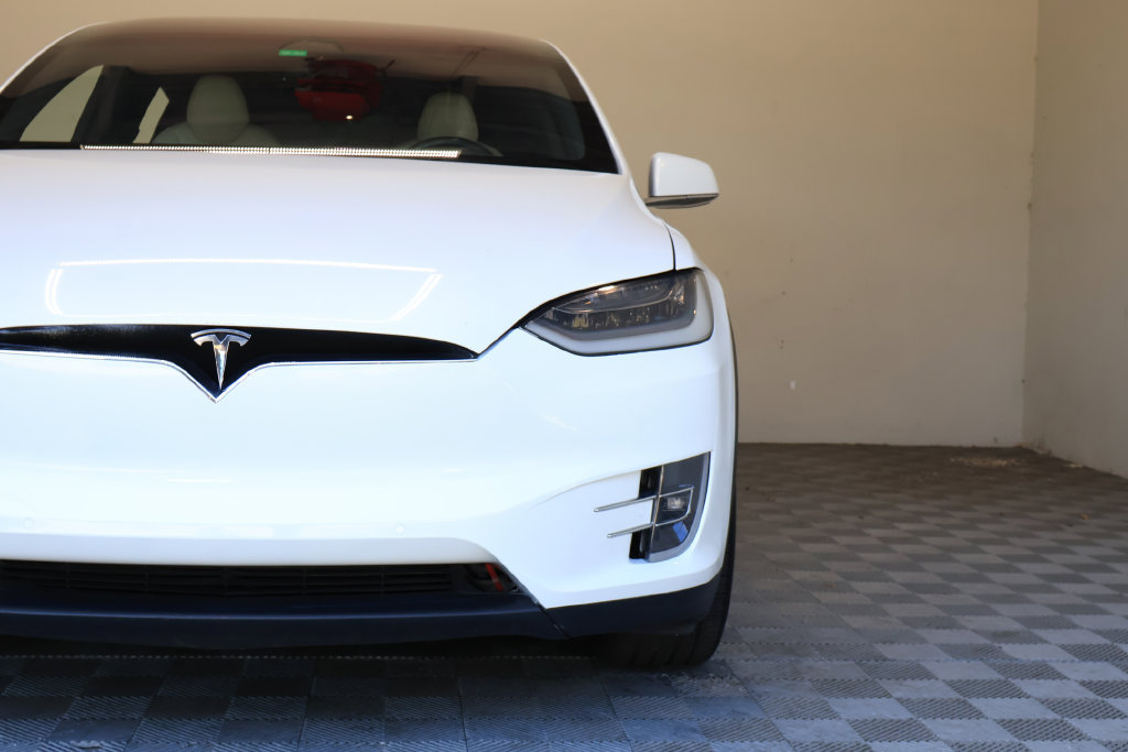 Used 2020 Tesla Model X Performance AWD/4WD image 5