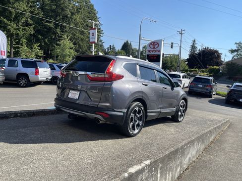 Used 2018 Honda CR-V Touring image 7