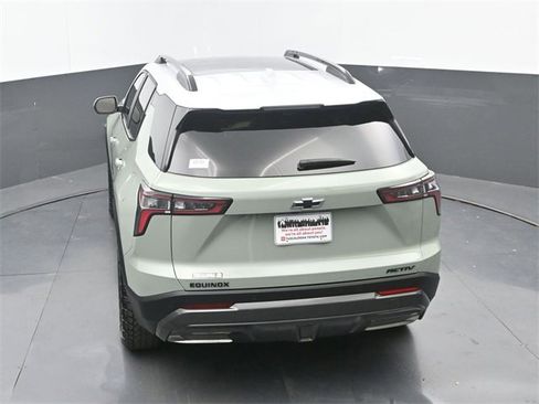 Used 2025 Chevrolet Equinox ACTIV w/ Safety and Technology Package image 30