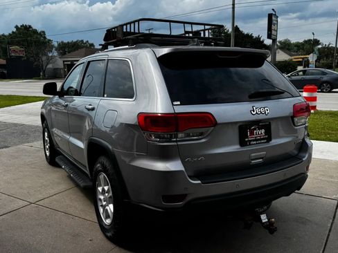 Used 2016 Jeep Grand Cherokee Laredo w/ Quick Order Package 23E AWD/4WD image 6