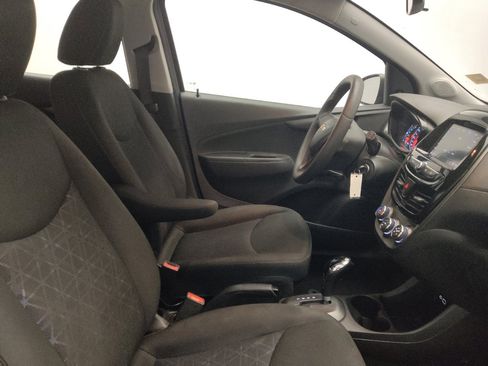 Used 2021 Chevrolet Spark LS FWD image 21