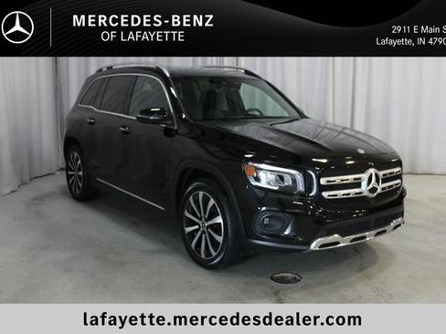 Used 2022 Mercedes-Benz GLB 250 4MATIC w/ Premium Package Lite image 1