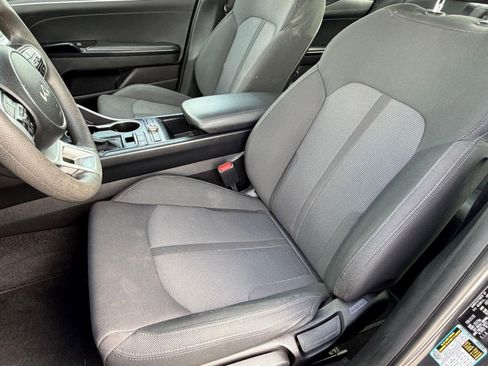 Used 2023 Kia K5 LXS image 21