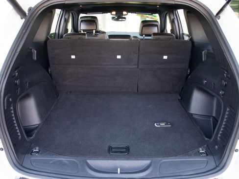 Used 2022 Jeep Grand Cherokee Limited image 24