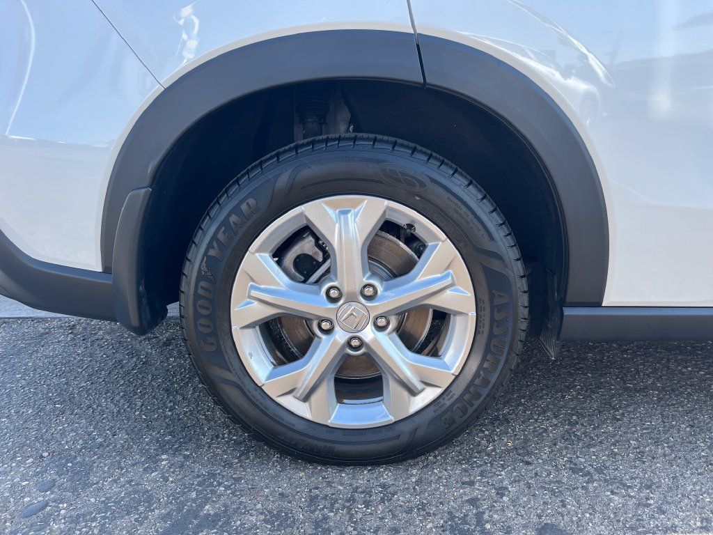 Certified 2024 Honda HR-V LX image 42