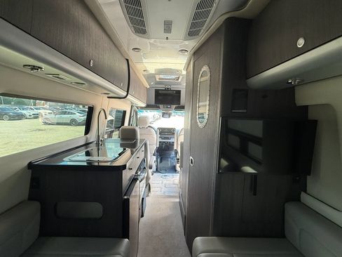 Used 2022 Mercedes-Benz Sprinter 3500 w/ Parking Package image 41