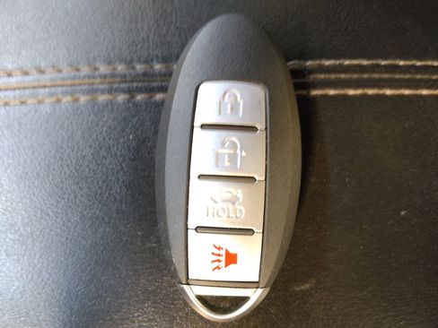 Used 2024 Nissan Sentra SV w/ Trunk Package image 32