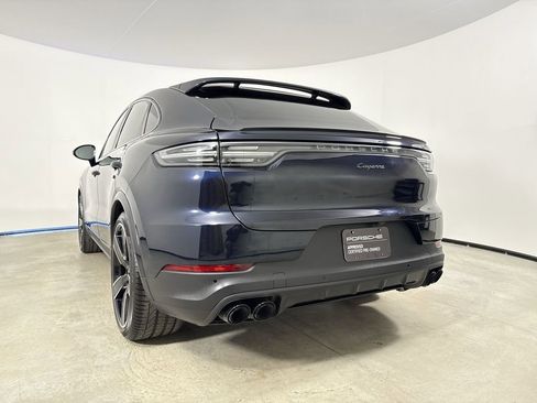 Certified 2021 Porsche Cayenne image 19