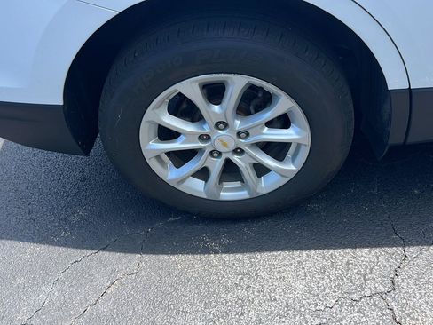 Used 2018 Chevrolet Equinox LT AWD/4WD image 31