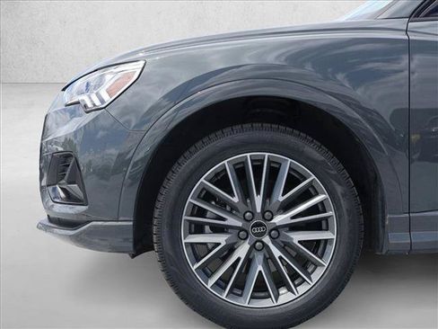 Used 2023 Audi Q3 2.0T Premium w/ Convenience Package AWD/4WD image 30