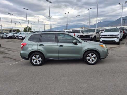 Used 2015 Subaru Forester 2.5i Limited w/ Popular Package #2 AWD/4WD image 2