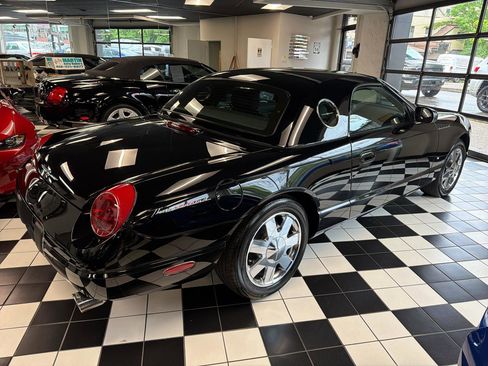 Used 2002 Ford Thunderbird RWD image 5