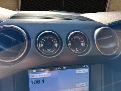 Used 2017 Ford Mustang Shelby GT350 w/ Electronics Package RWD image 33